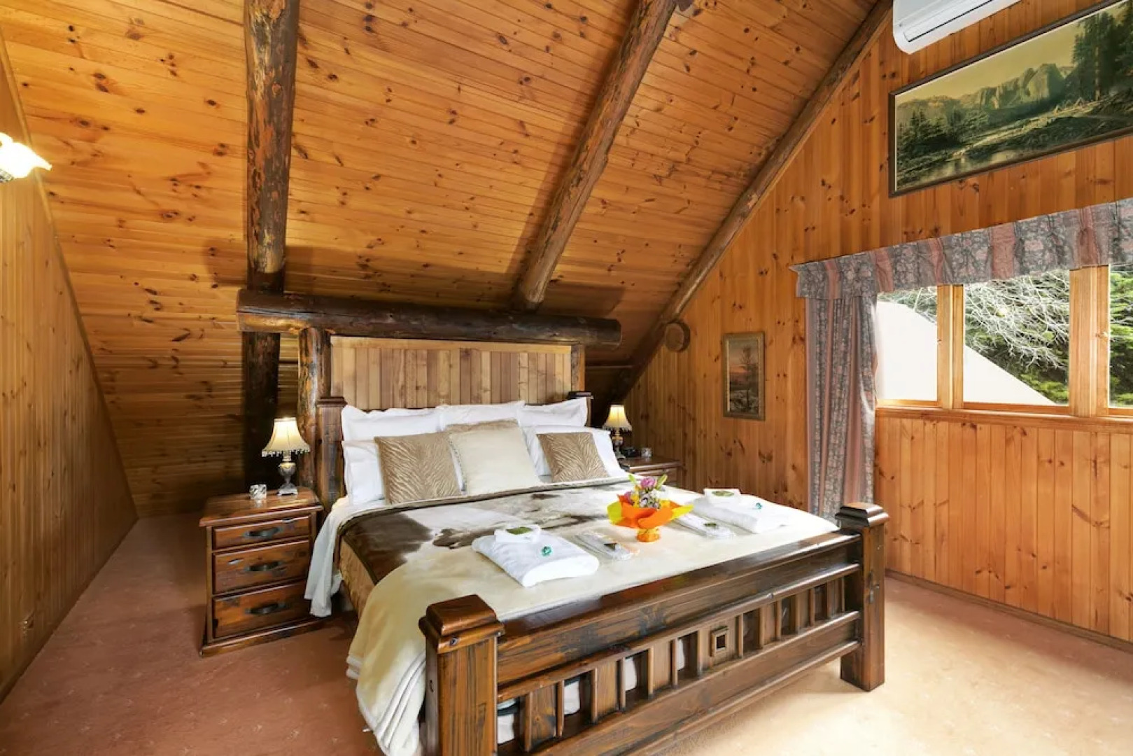 Eagles Nest Luxury Mountain Retreat