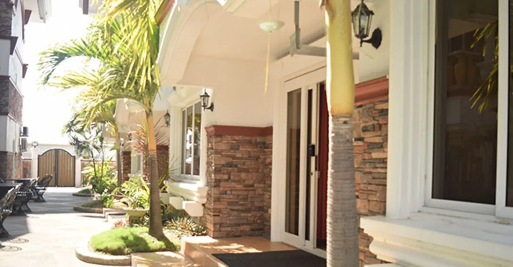 Casablanca Hotel Condominium