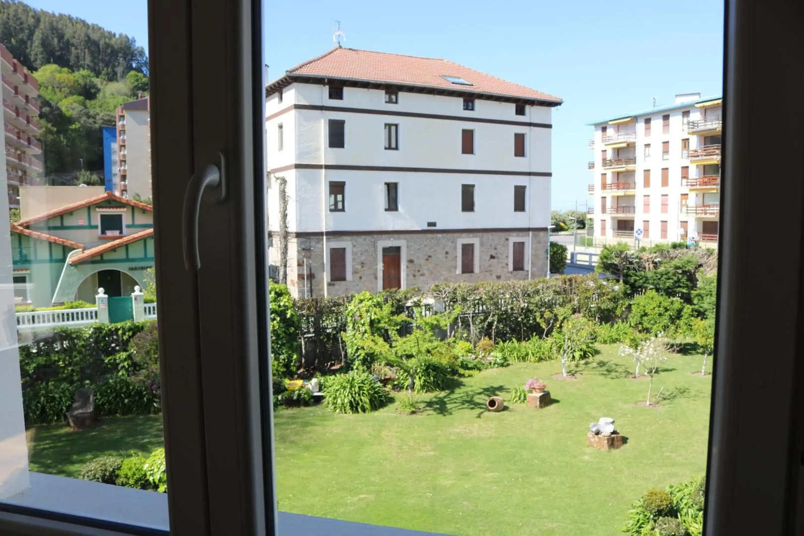 Villa Isabela Bakio Rooms