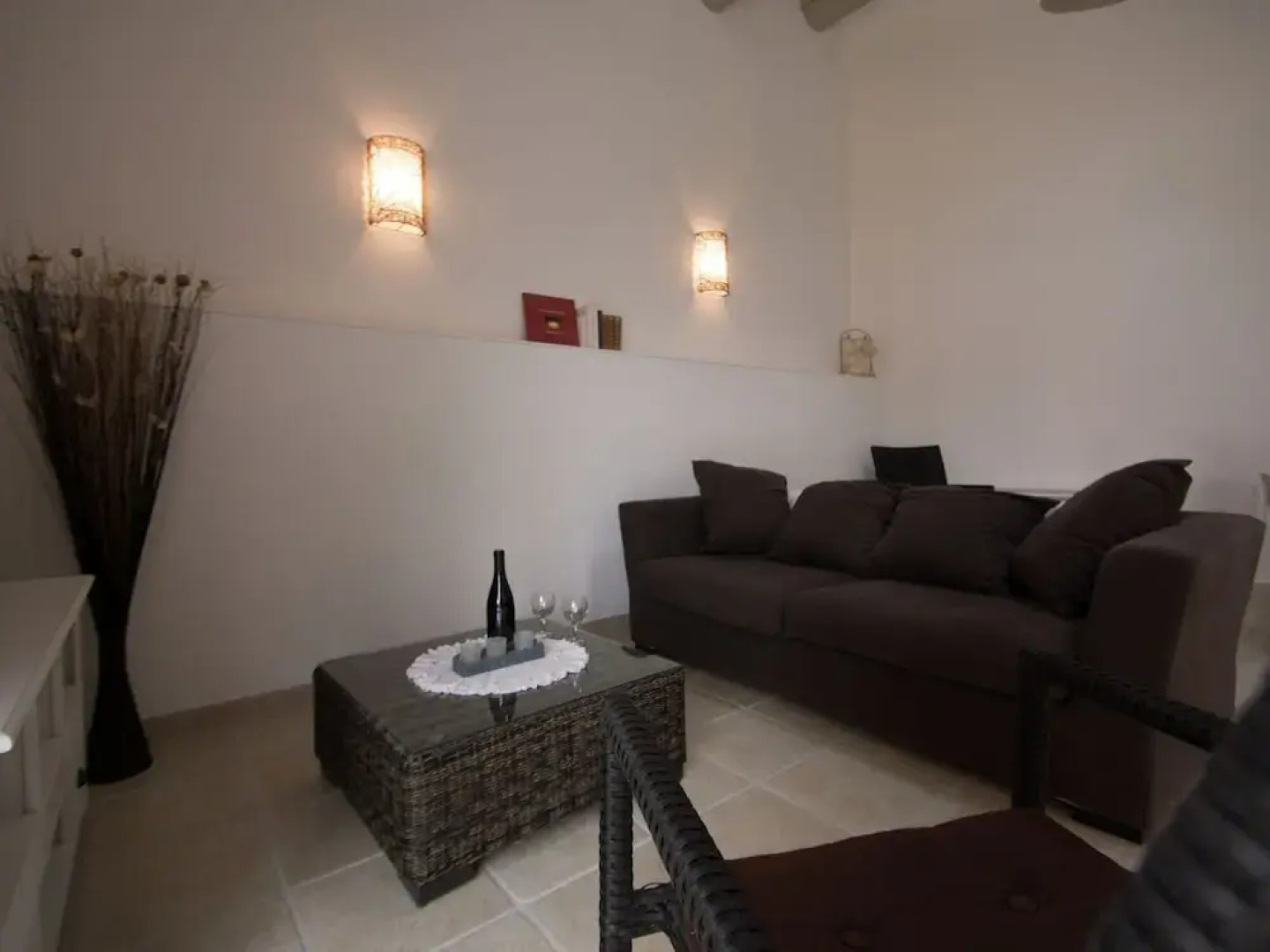 Recently Built Villa With Shared Swimming Pool Near the Village of Piolenc