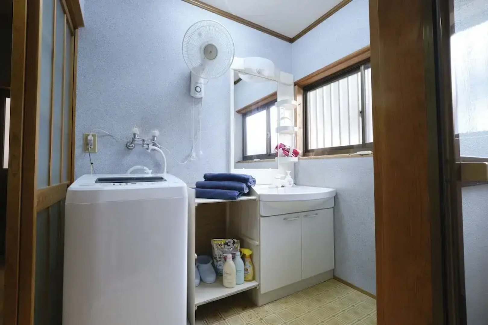 Vacation rentals -sui-