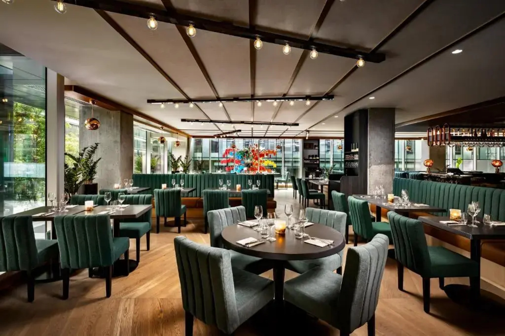 Humaniti Hotel Montreal, Autograph Collection