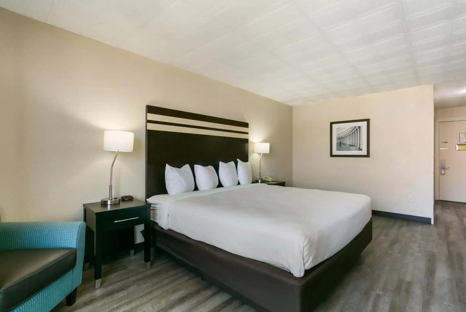 Eisenhower Hotel & Conference Center