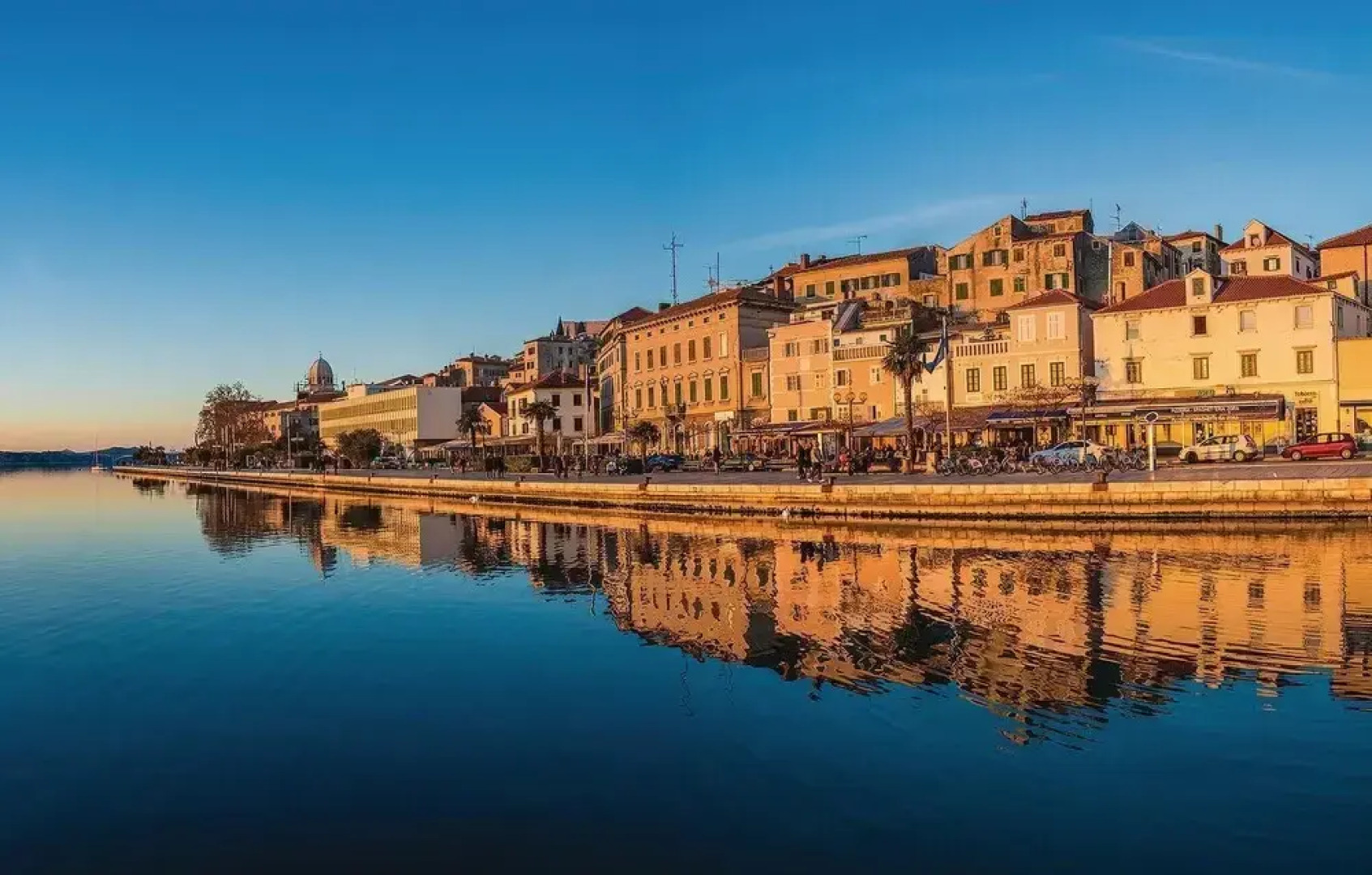 Awesome apartment in Sibenik w/ Outdoor swimming pool, Outdoor swimming pool and 3 Bedrooms