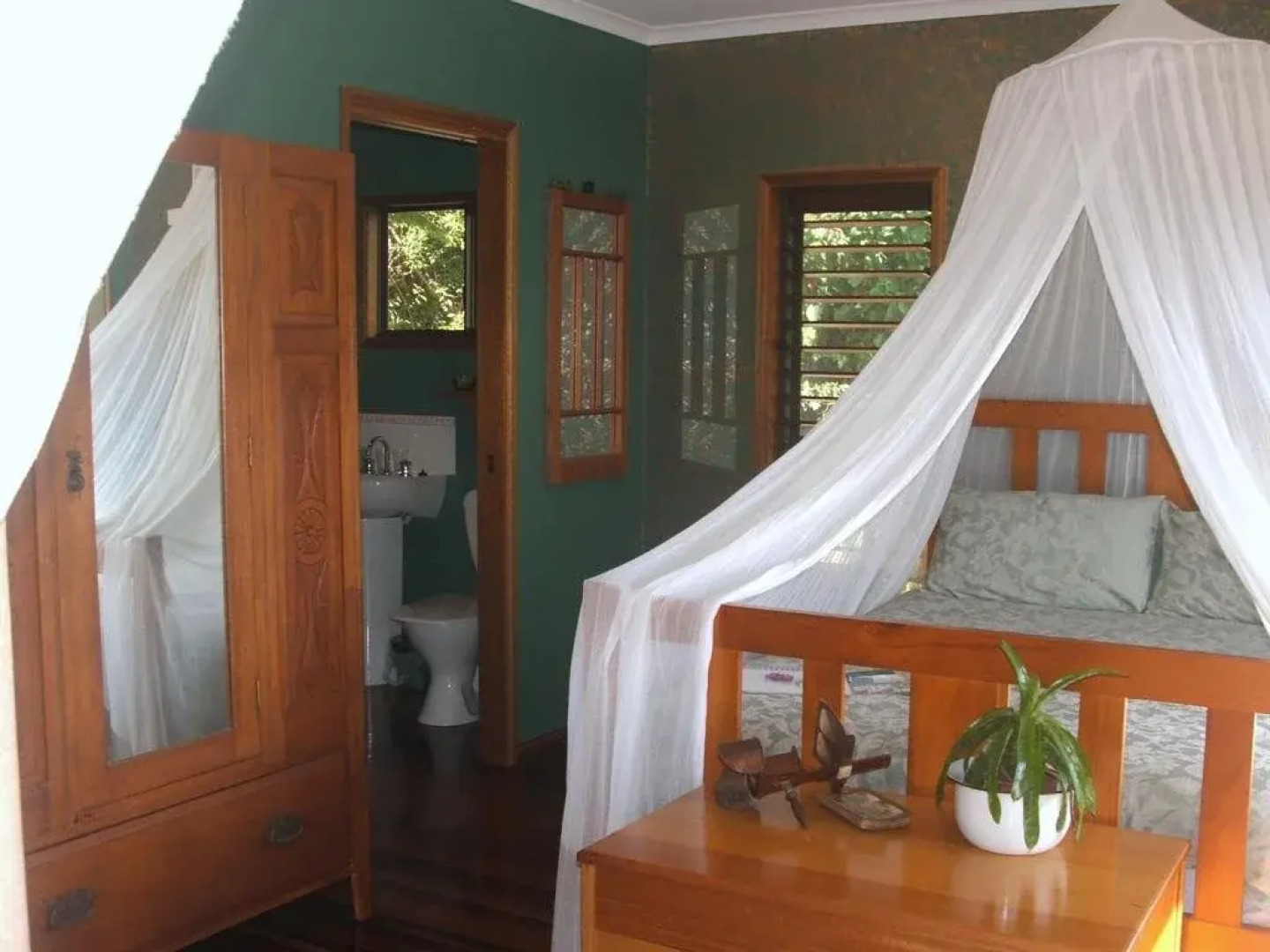 Mossman Gorge Bed and Breakfast