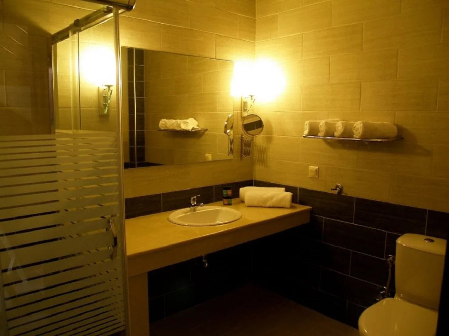 Village Mare Residences