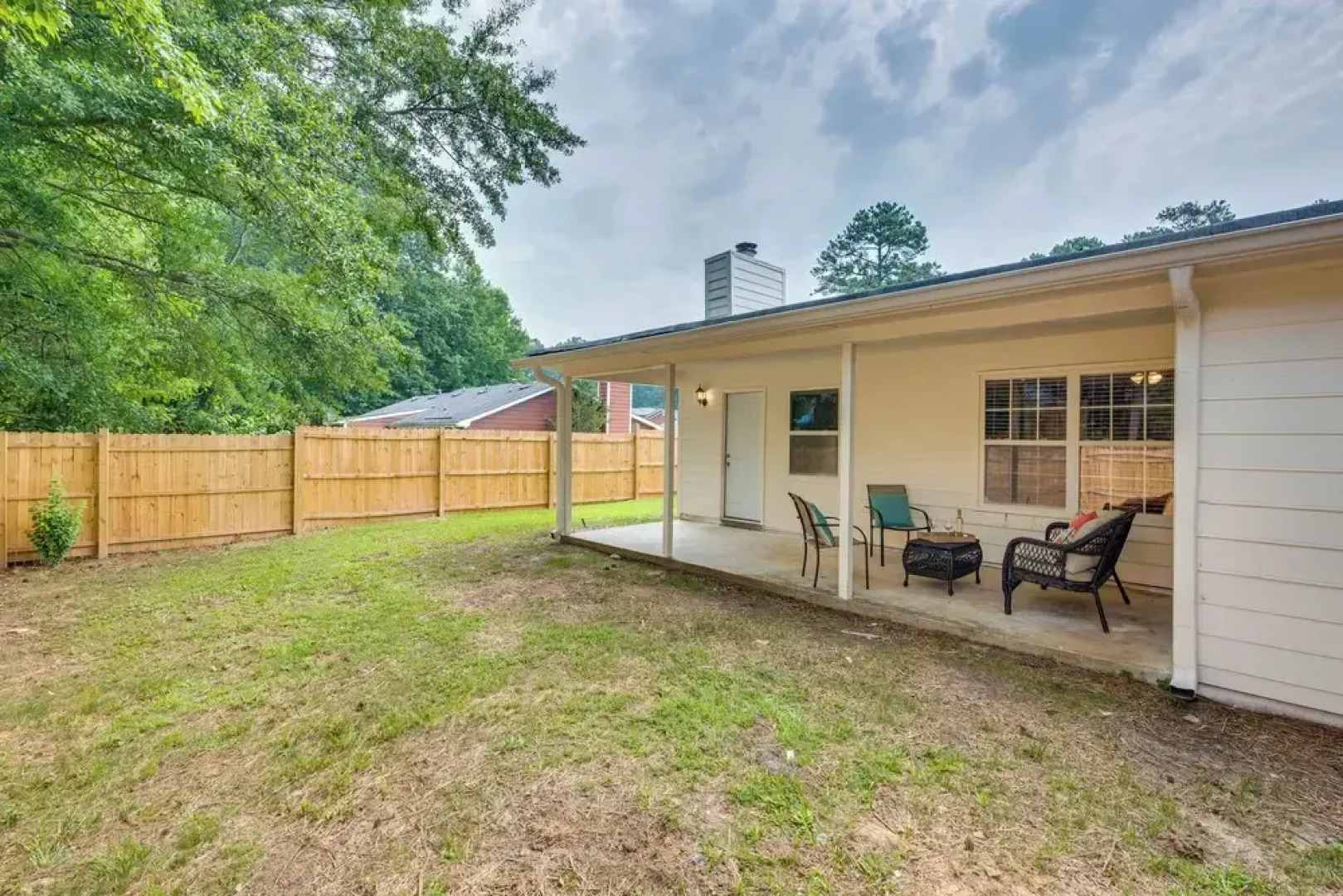 Atlanta Getaway w/ Private Yard: 3 Mi to Airport