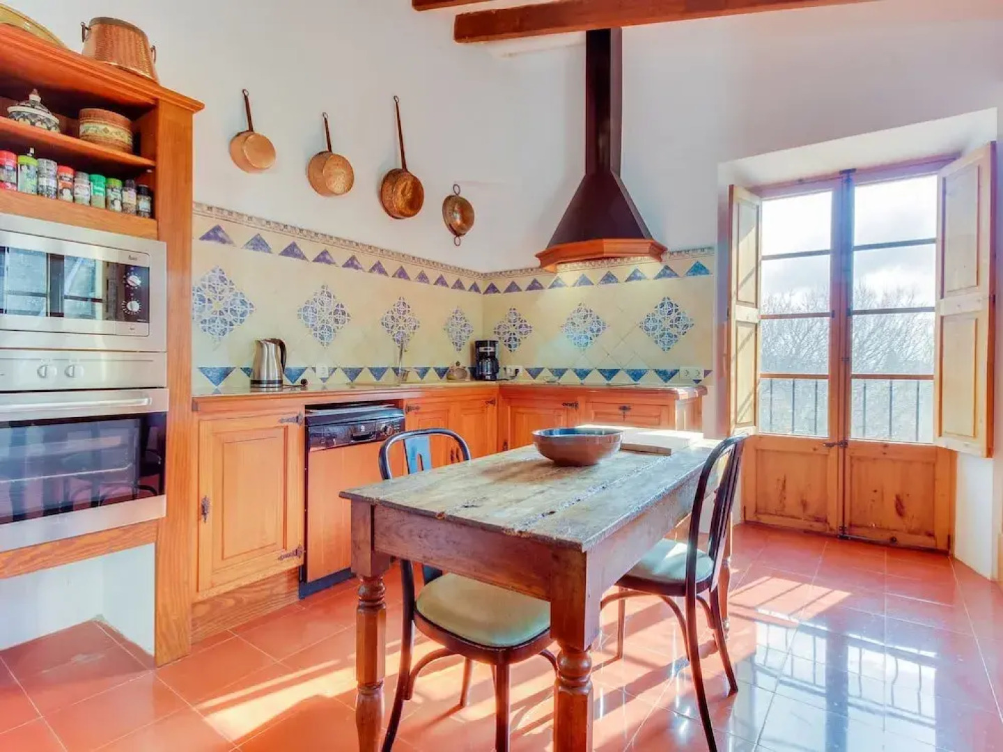 Expansive Mansion in Consell Balearic Islands With Terrace