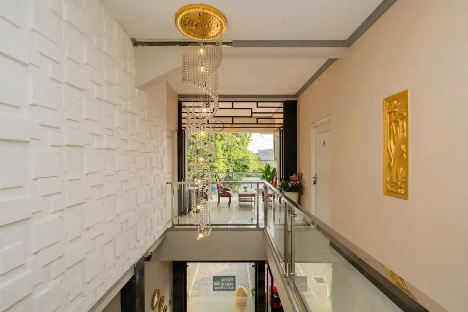 RedDoorz near Kampung Inggris Pare