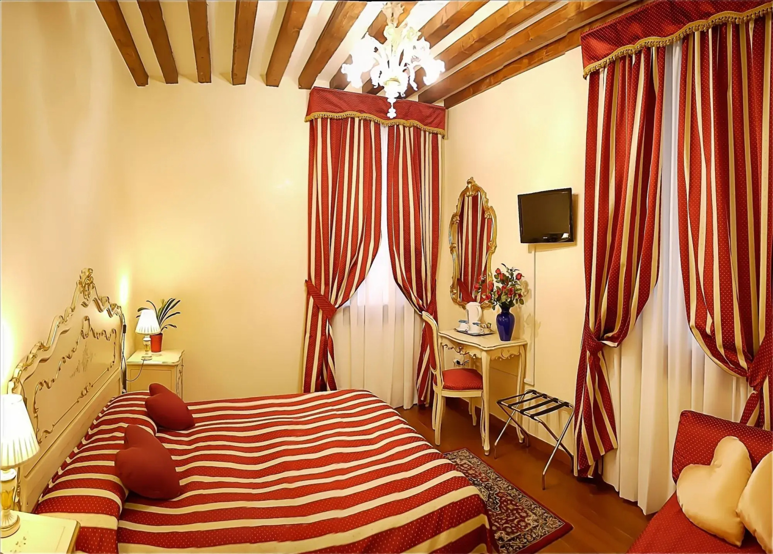 Hotel San Luca