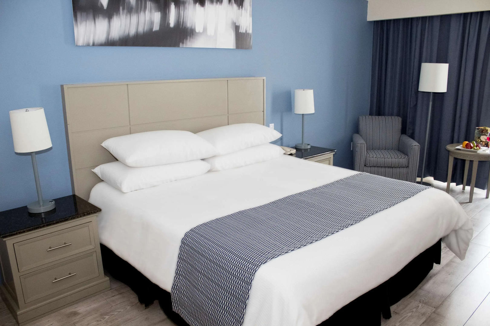 Krystal Urban Ciudad Juárez by US Consulate