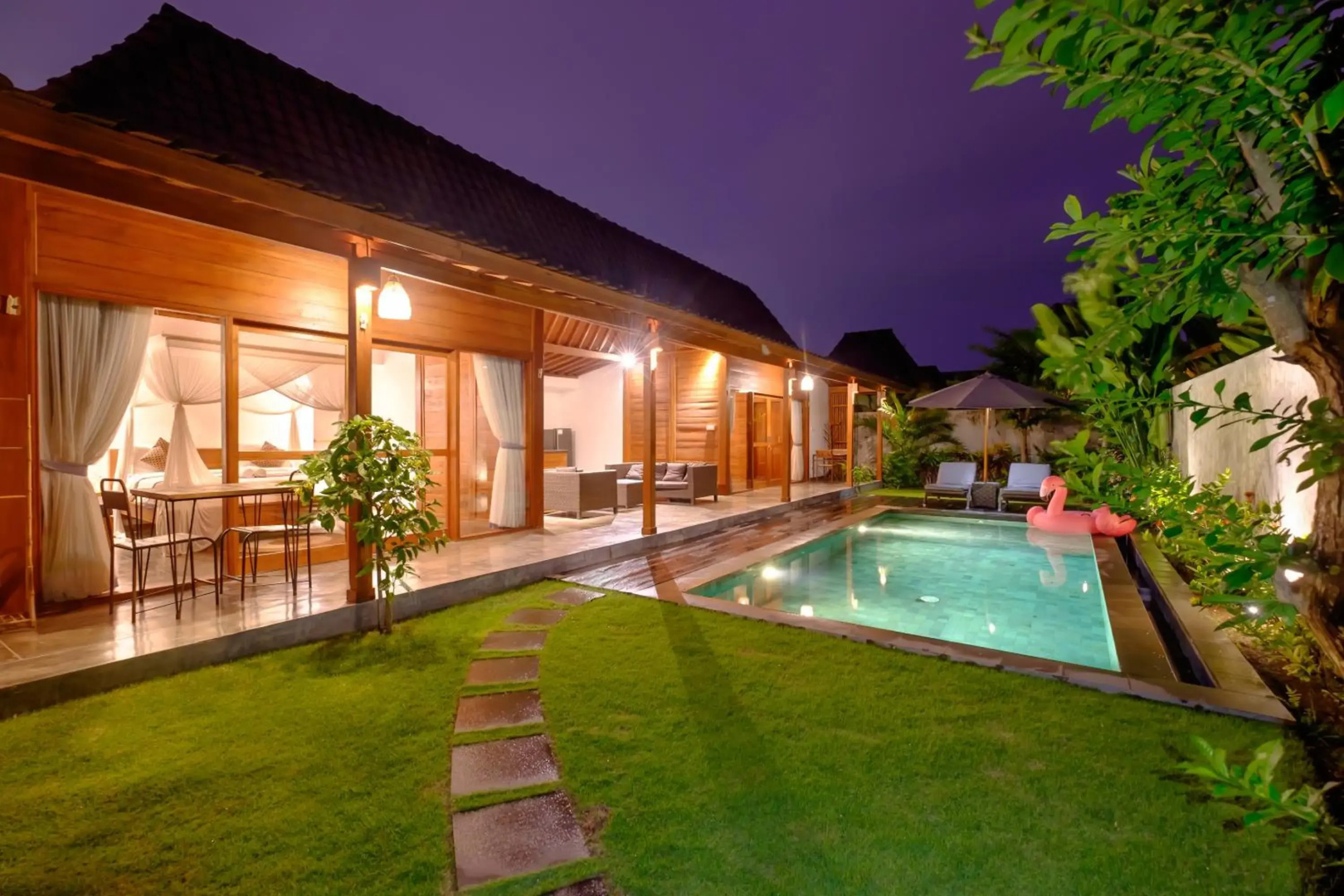 Canggu Wooden Green Paradise