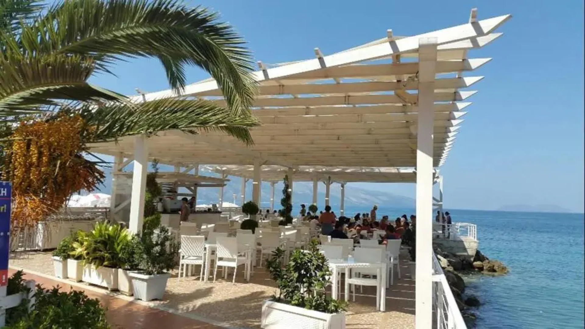 Paradise Beach Hotel