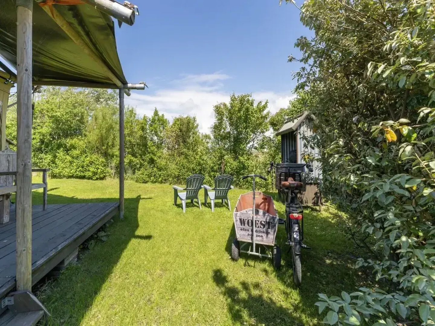 Wonderful Beach Lodge for 8 People near Beach, Sea, & Village of Callantsoog