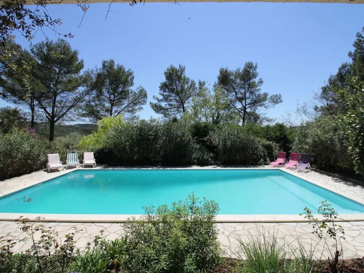 Spacious Villa With Private Pool in the Heart of Provence!