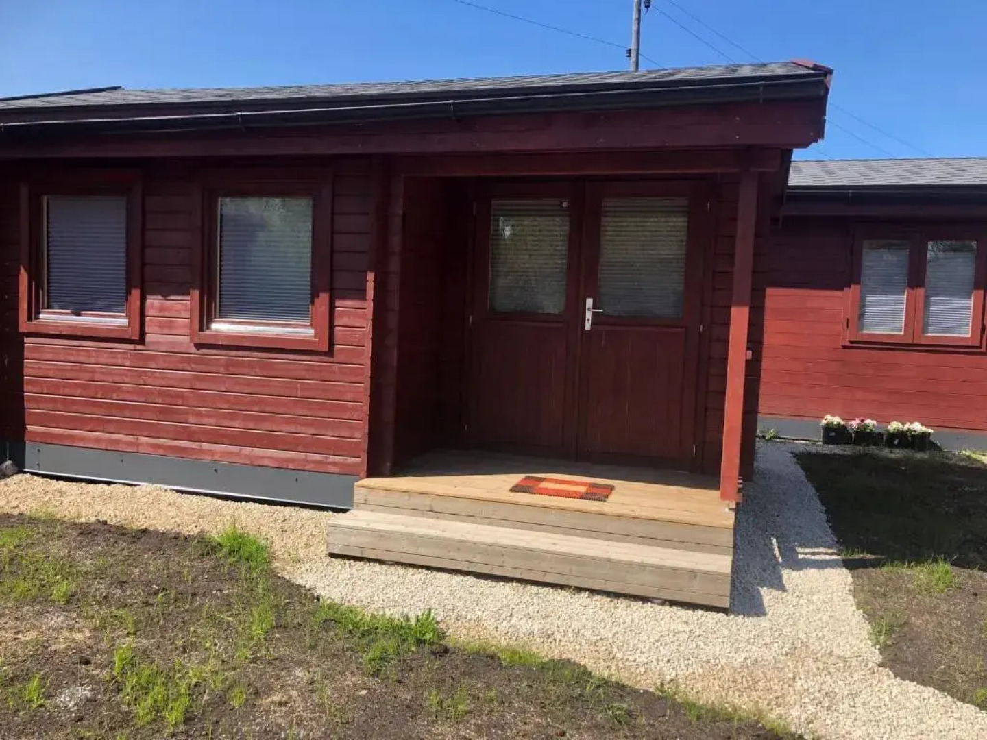 WOMOCAMP Holzhütte 2