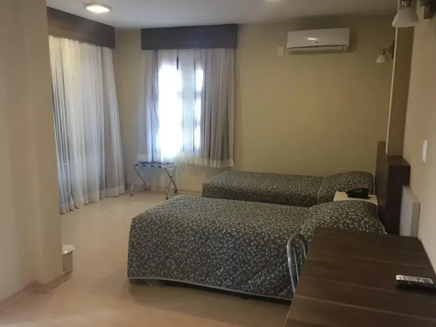 Hotel Klein Vllle Plus