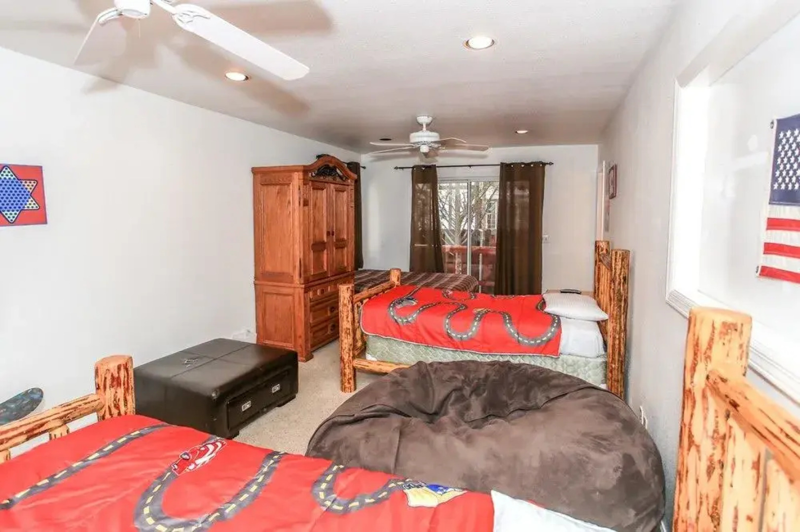 A Jack and Tens Resort