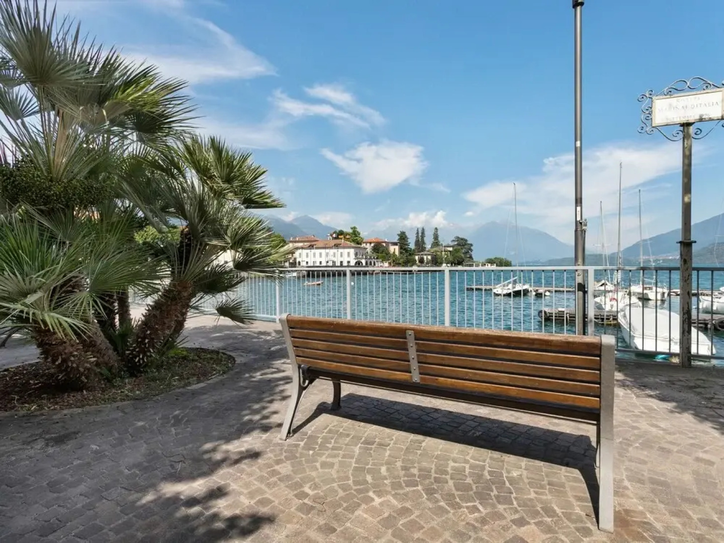 Spacious Apartment near Lake in Dongo