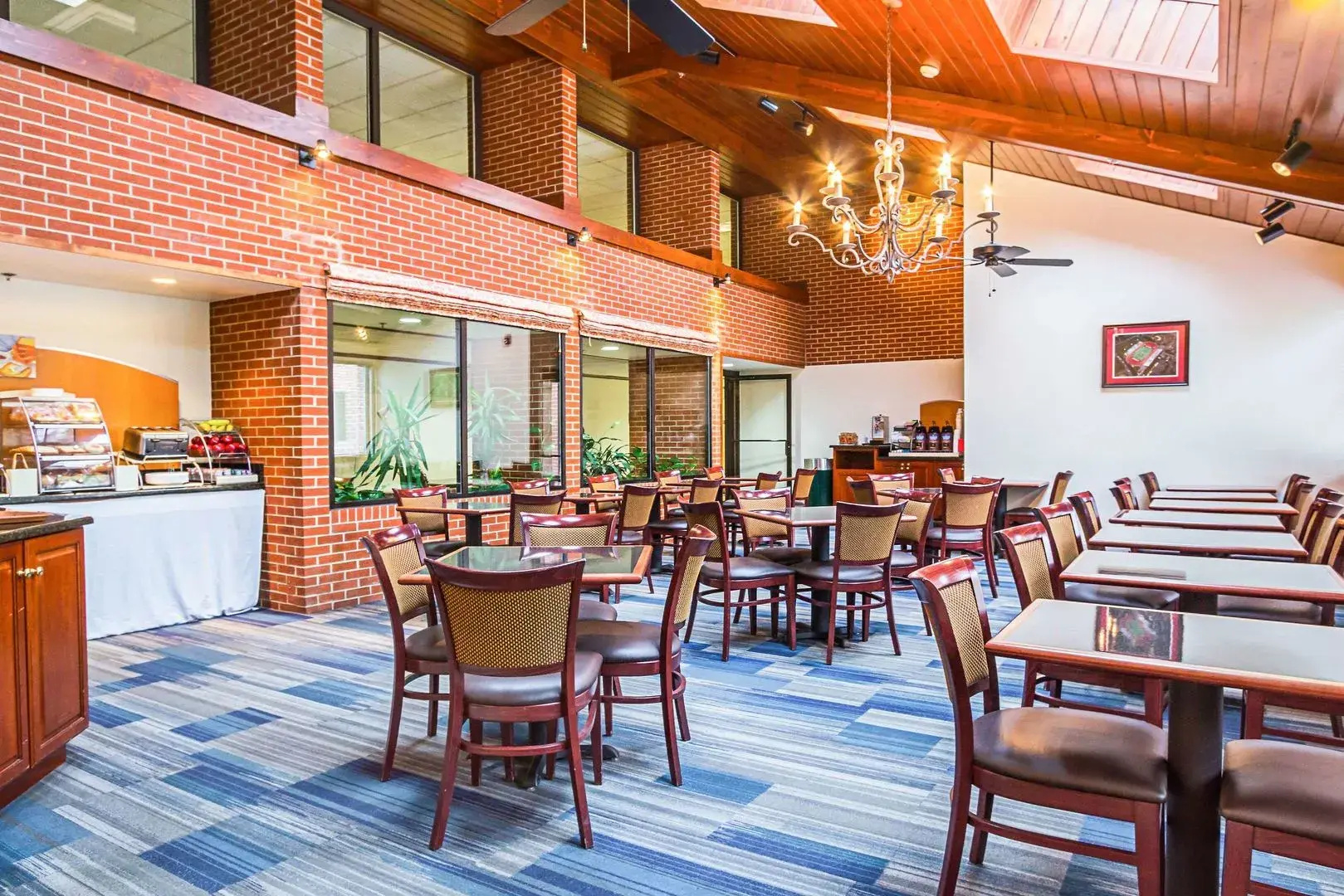 Quality Inn & Suites Altoona