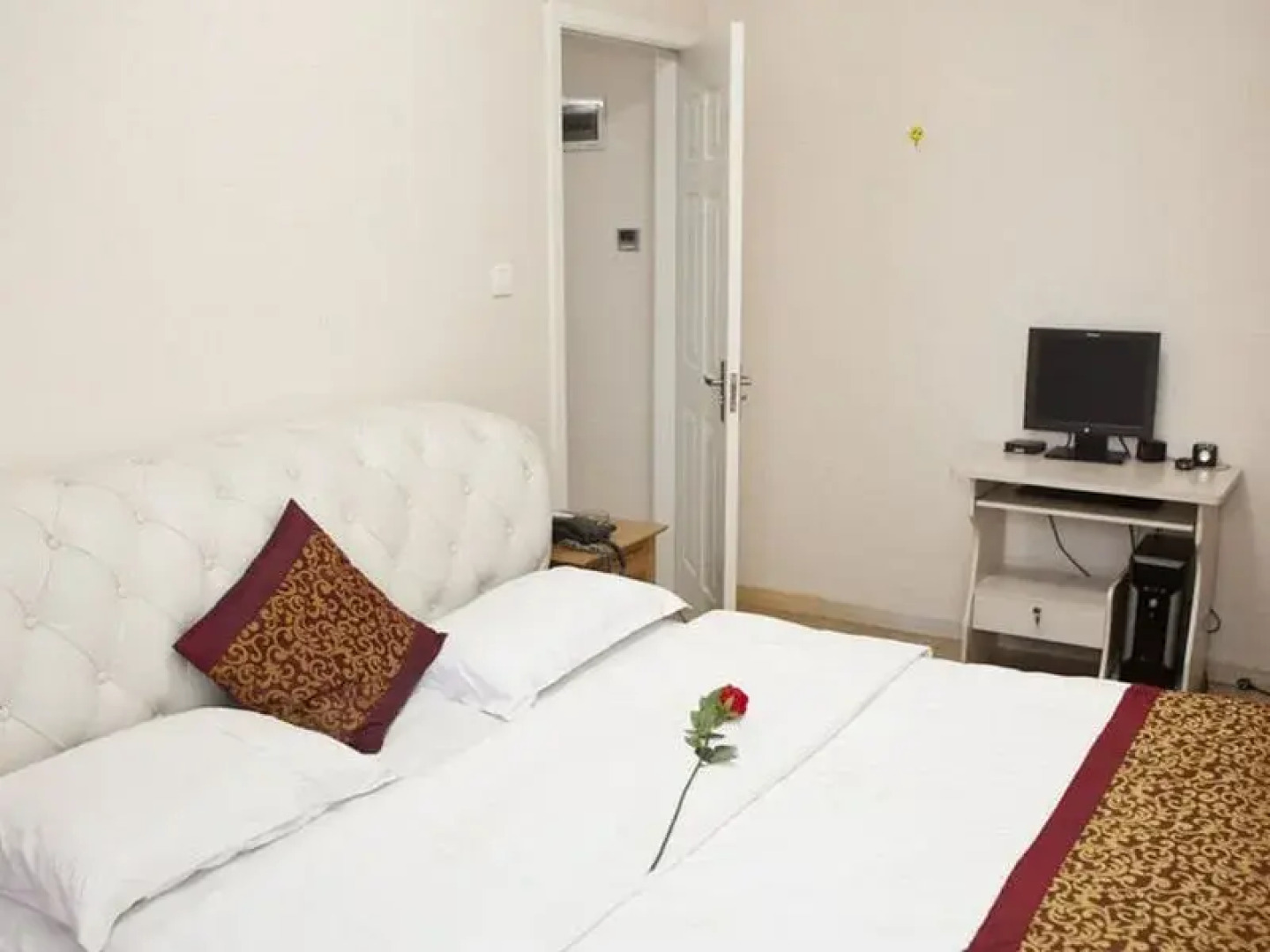 Dalian Shiyuan Business Apartment Hotel