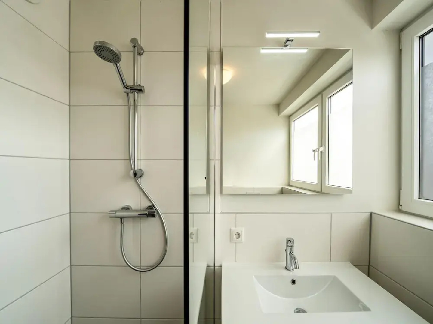 Nice Holiday Home in Simonshaven Near the Water