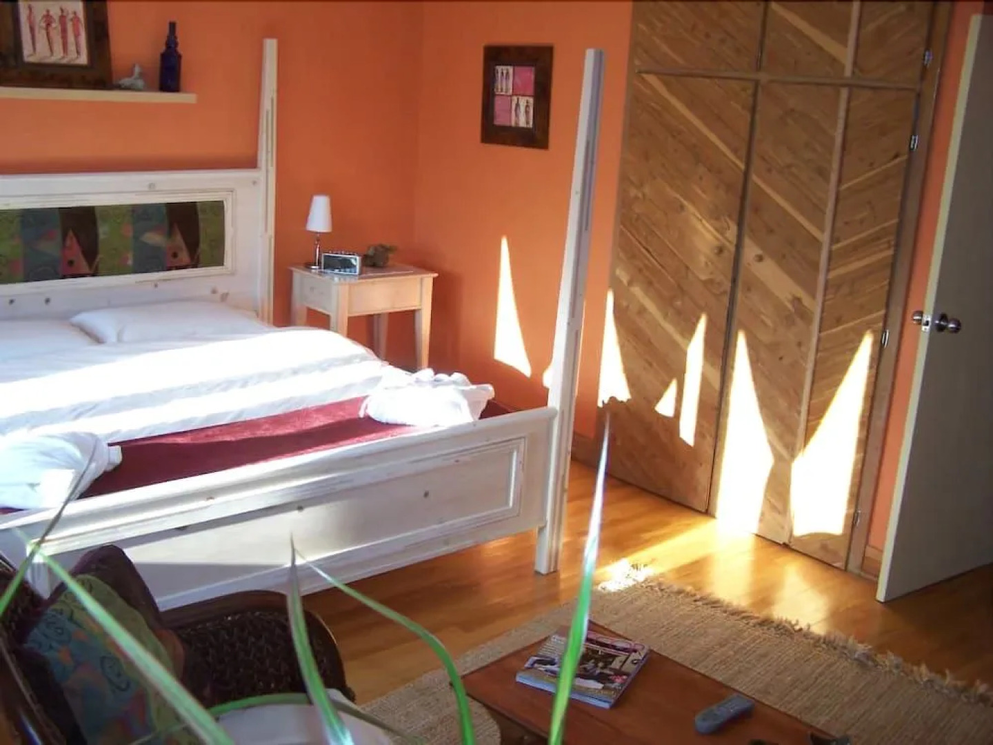 Artisan Upstairs Guesthouse