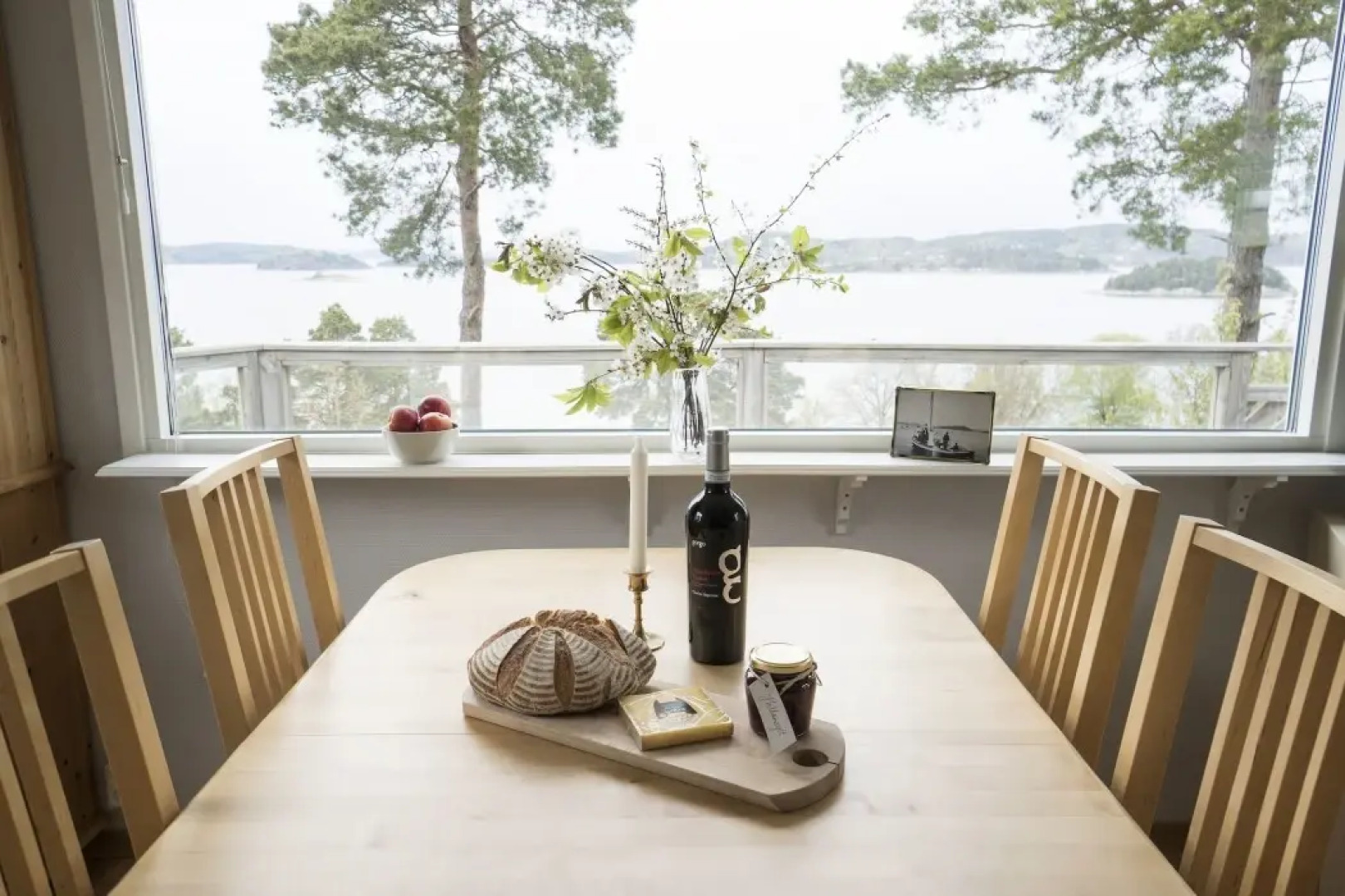 Anfasteröd Gårdsvik