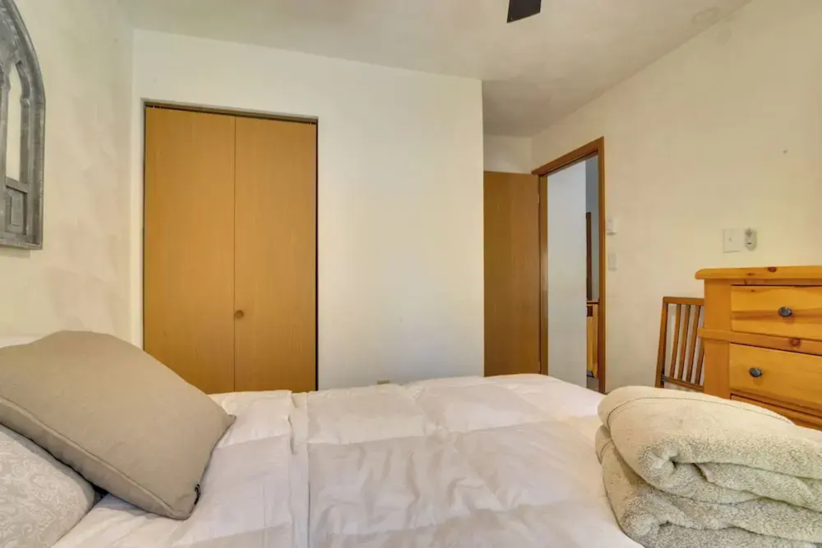 Charming Hidden Valley Resort Home: Walk to Slopes