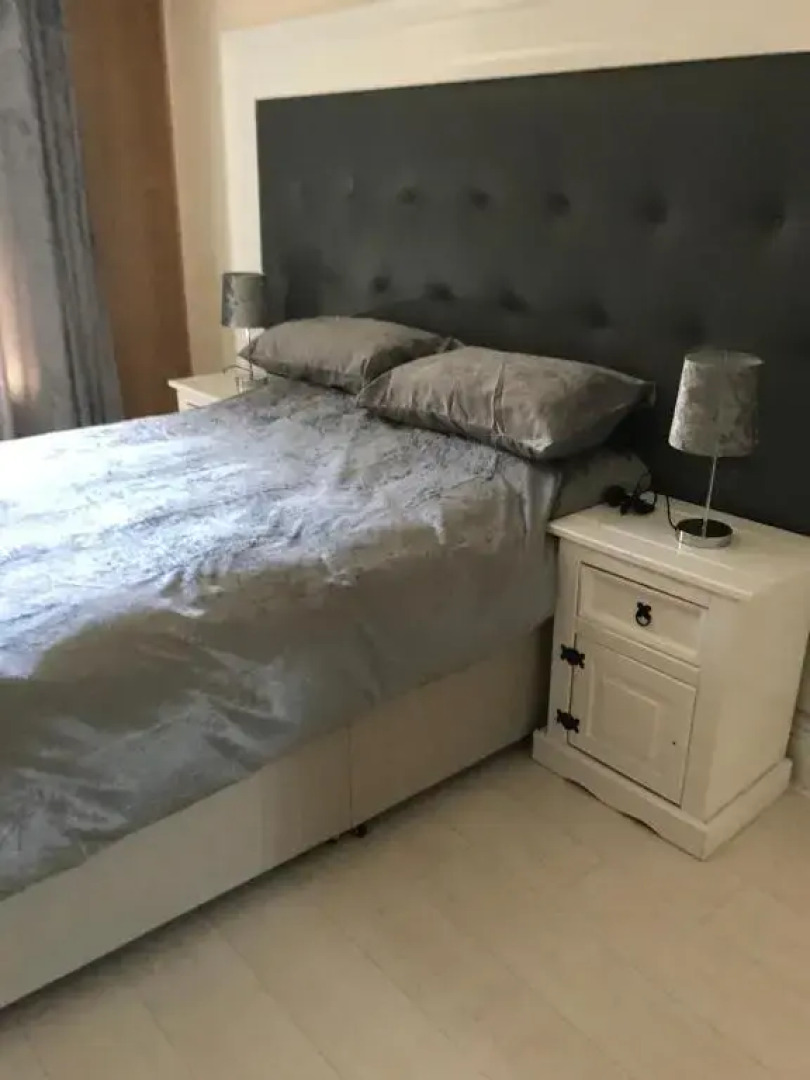 Sandy Pad's Apartments