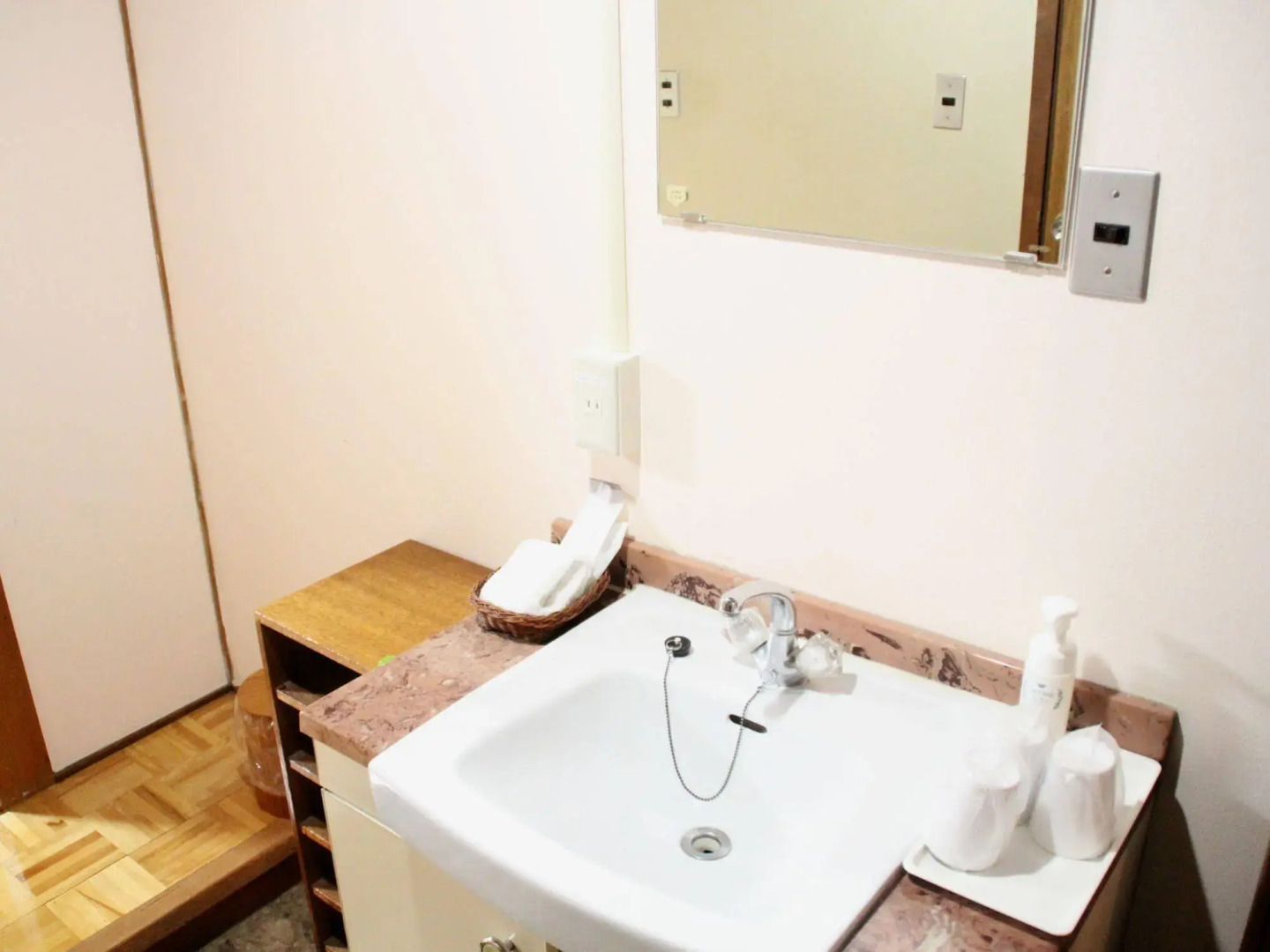 Riverside Hotel Shoei