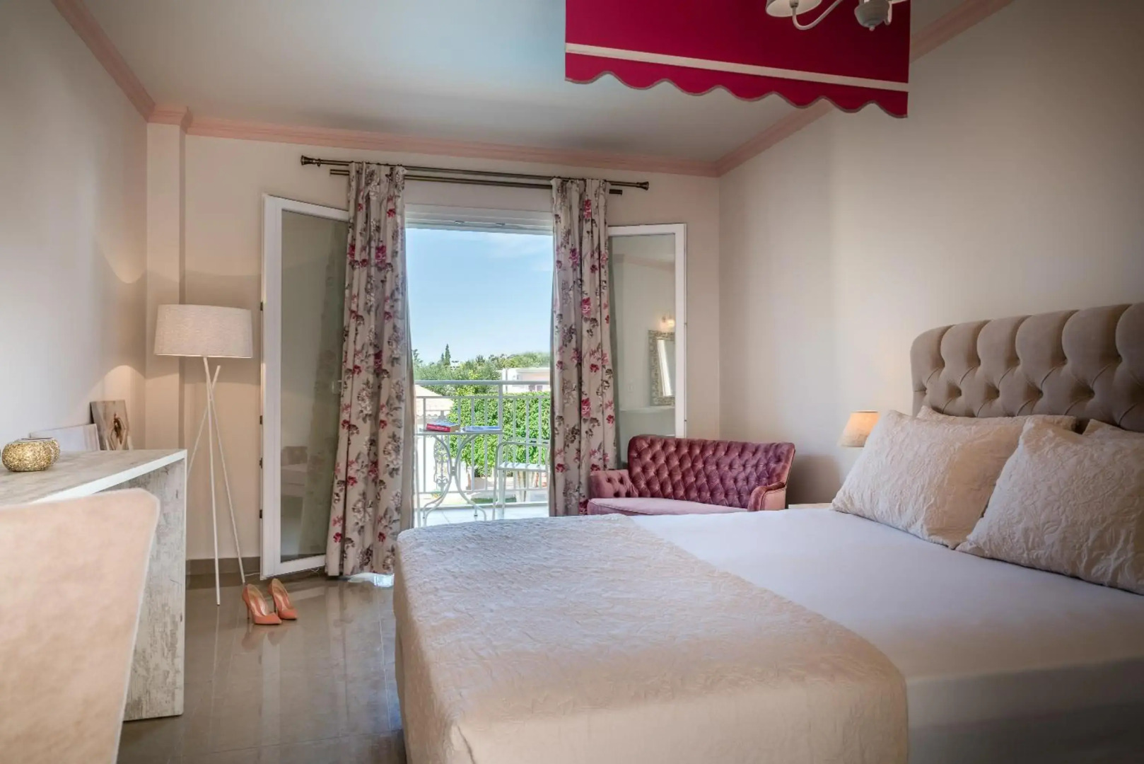 Aeolos Boutique Resort and Suites