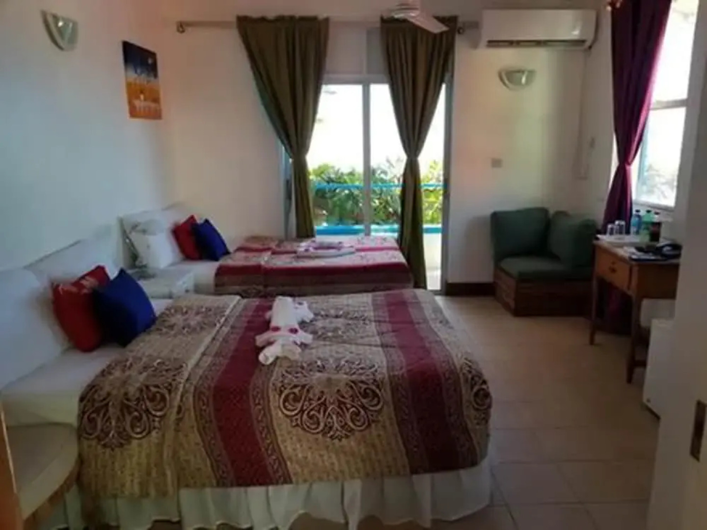 Ocean's Edge Lodge Restaurant & Bar C