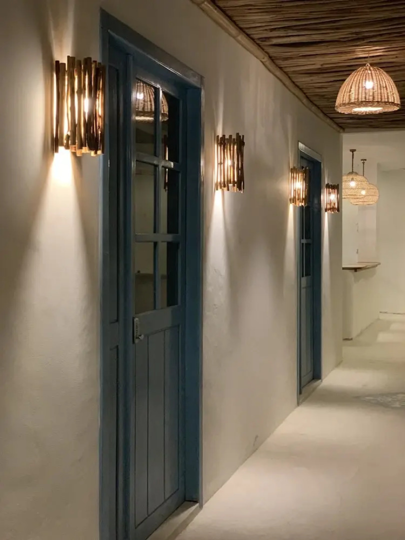 Seaesta Komodo Hotel & Hostel