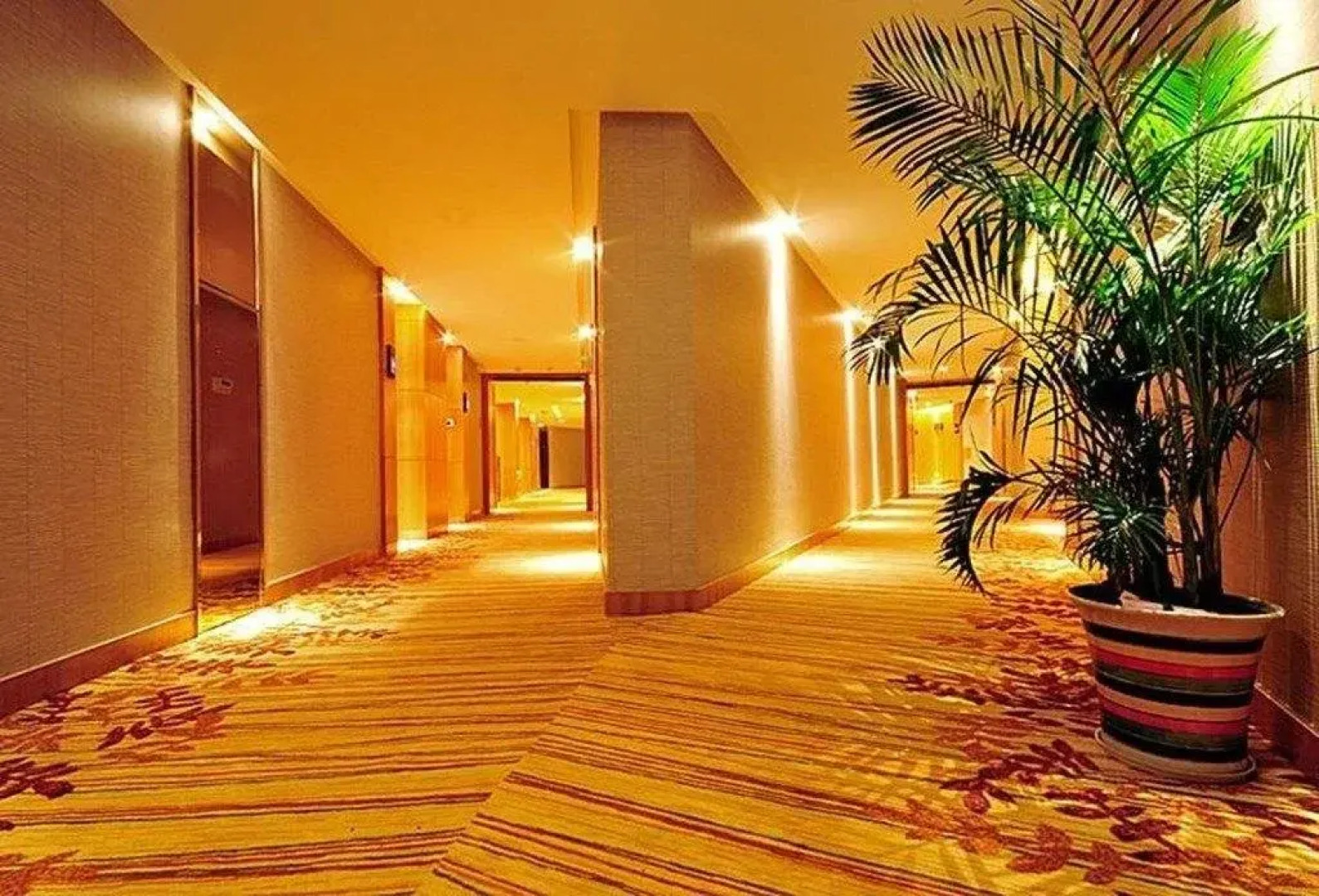 WuDang Argyle Grand International Hotel