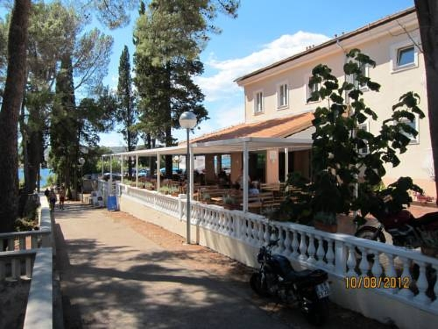Hotel Bor