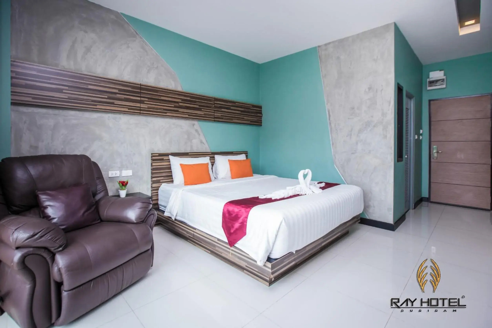 Ray Hotel