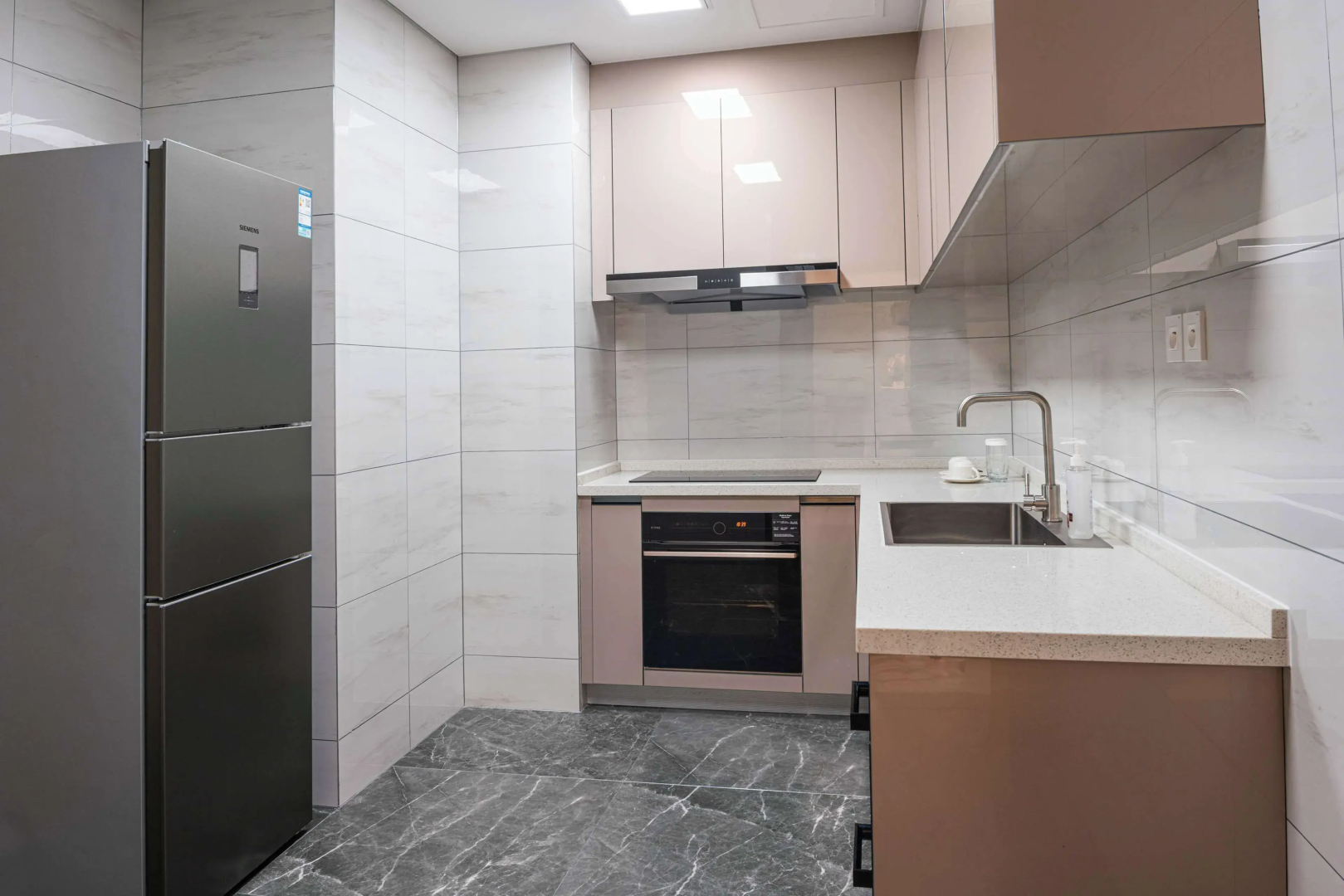 Hilton Brazzaville Les Tours Jumelles Hotel & Residences