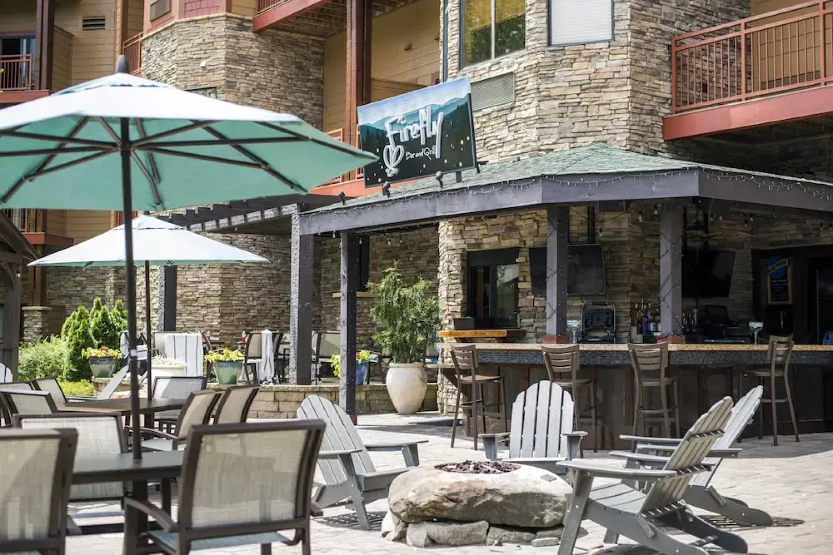 Wilderness at the Smokies - Stone Hill Lodge