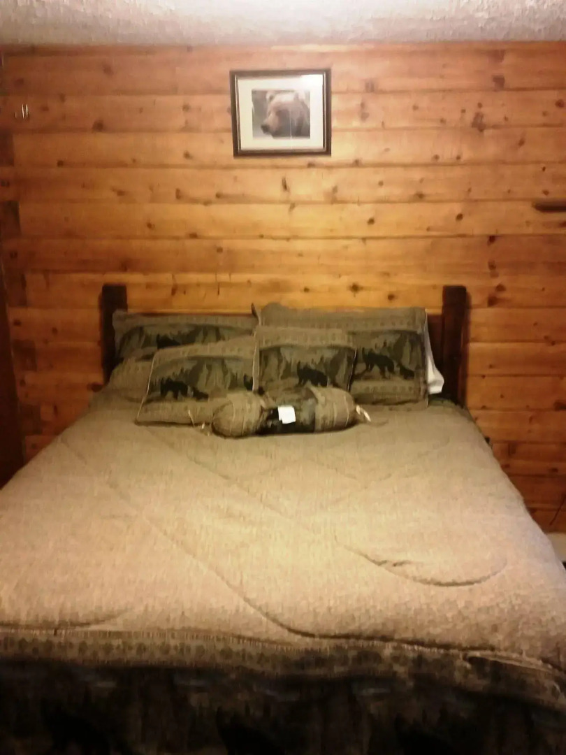 9th Wave Bed and Breakfast