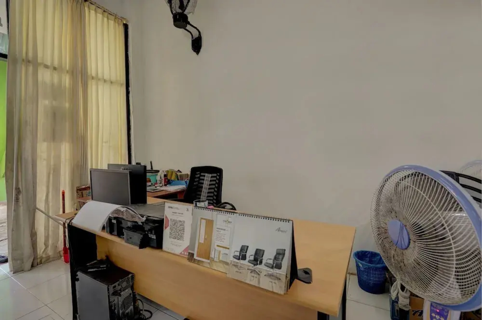 Hotel O Sahabat Syariah Near Plasa Telkom Bawean