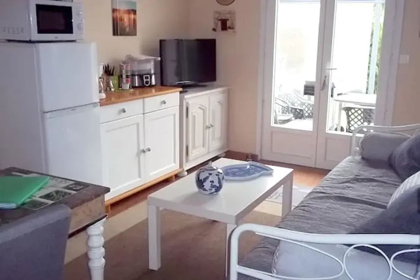 Apartment With one Bedroom in Andernos-les-bains, With Enclosed Garden - 2 km From the Beach
