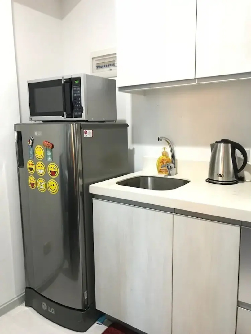 1 BR Condo by PA @  Azure Urban Residences