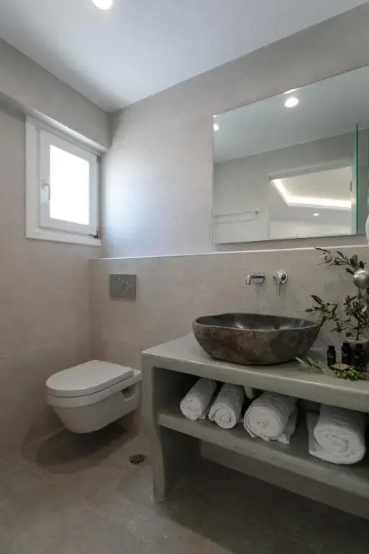 Iades Studios & Apartments