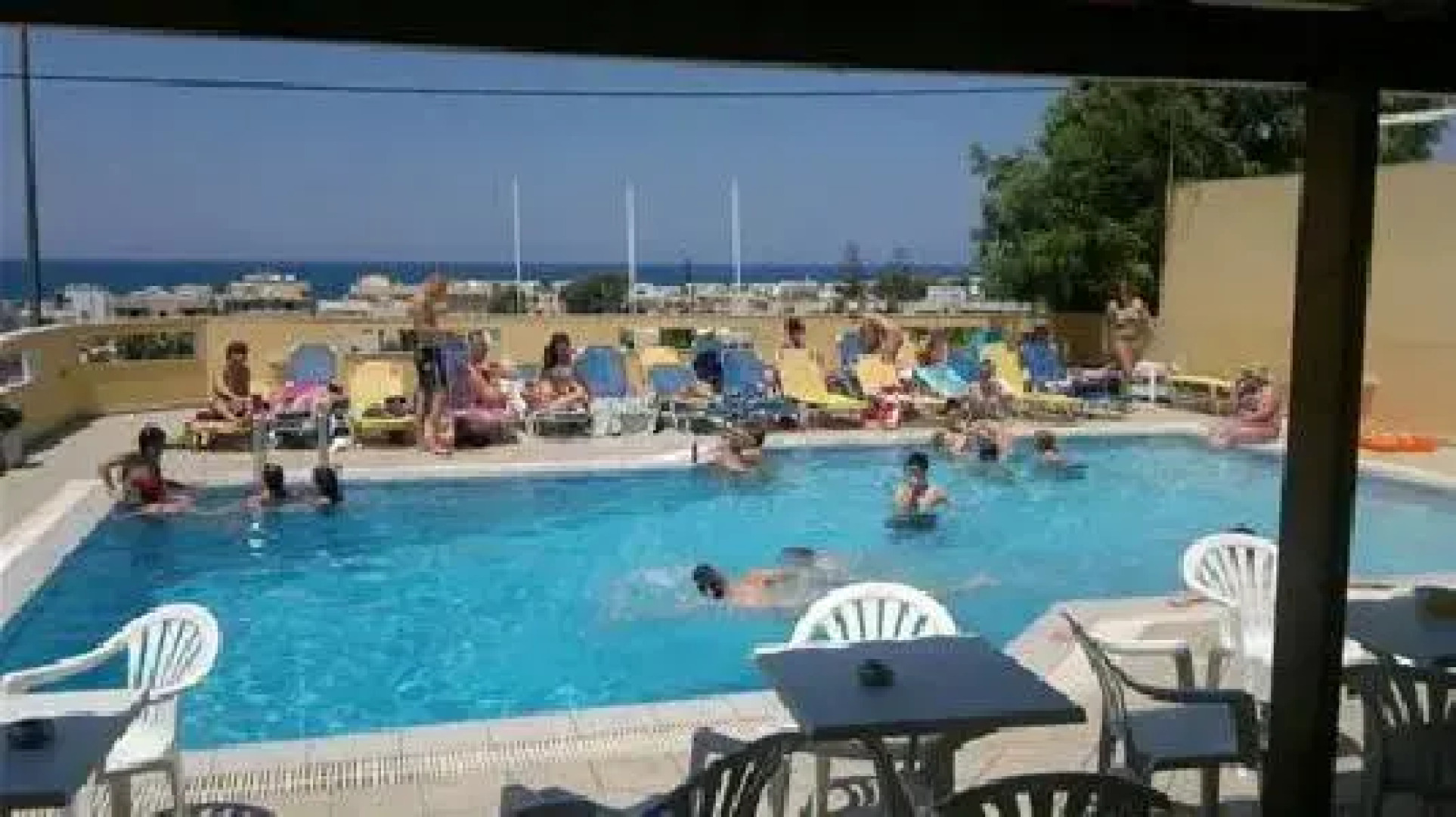 Aglaia Apartments & Studios