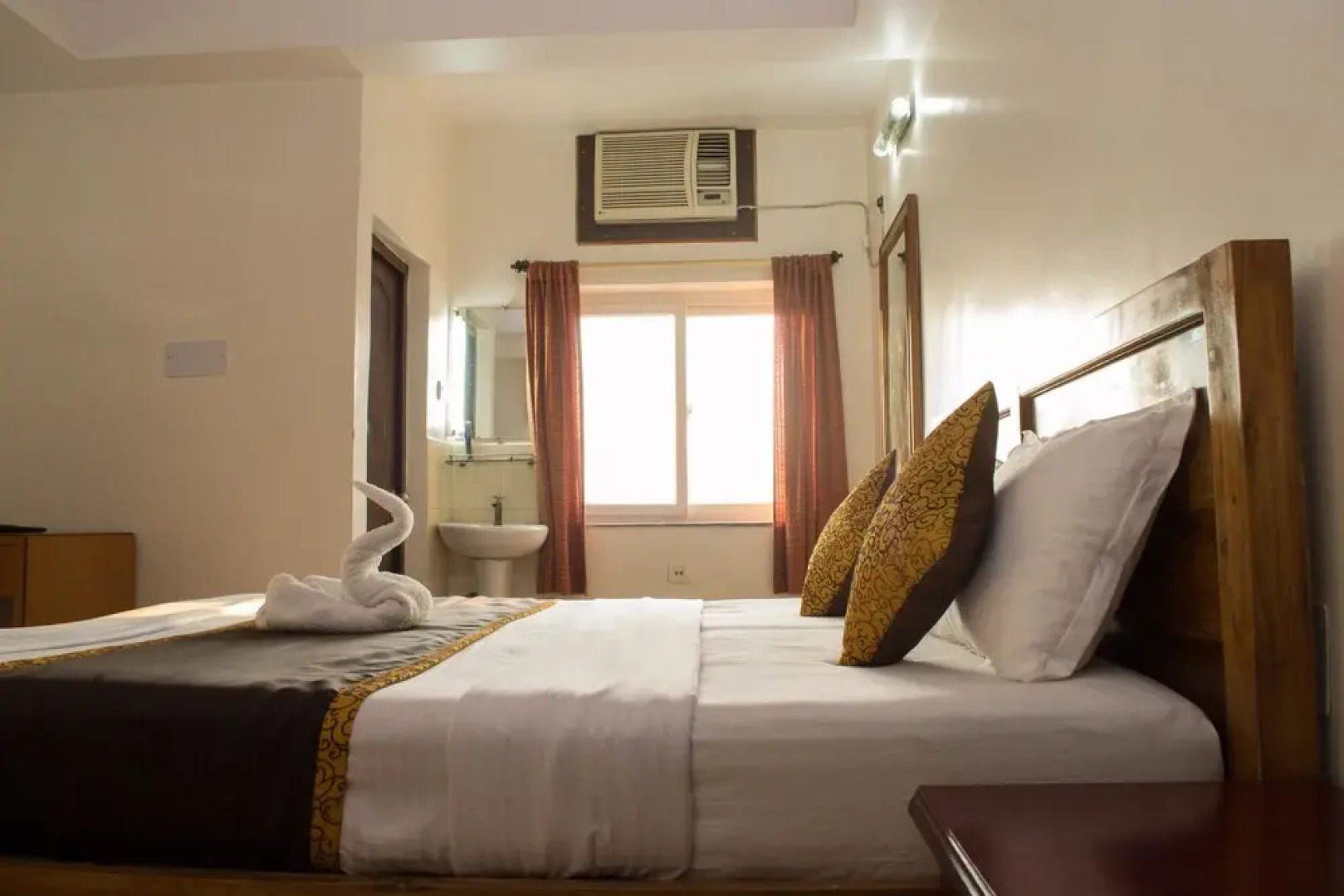 OYO 2182 Hotel Seetal