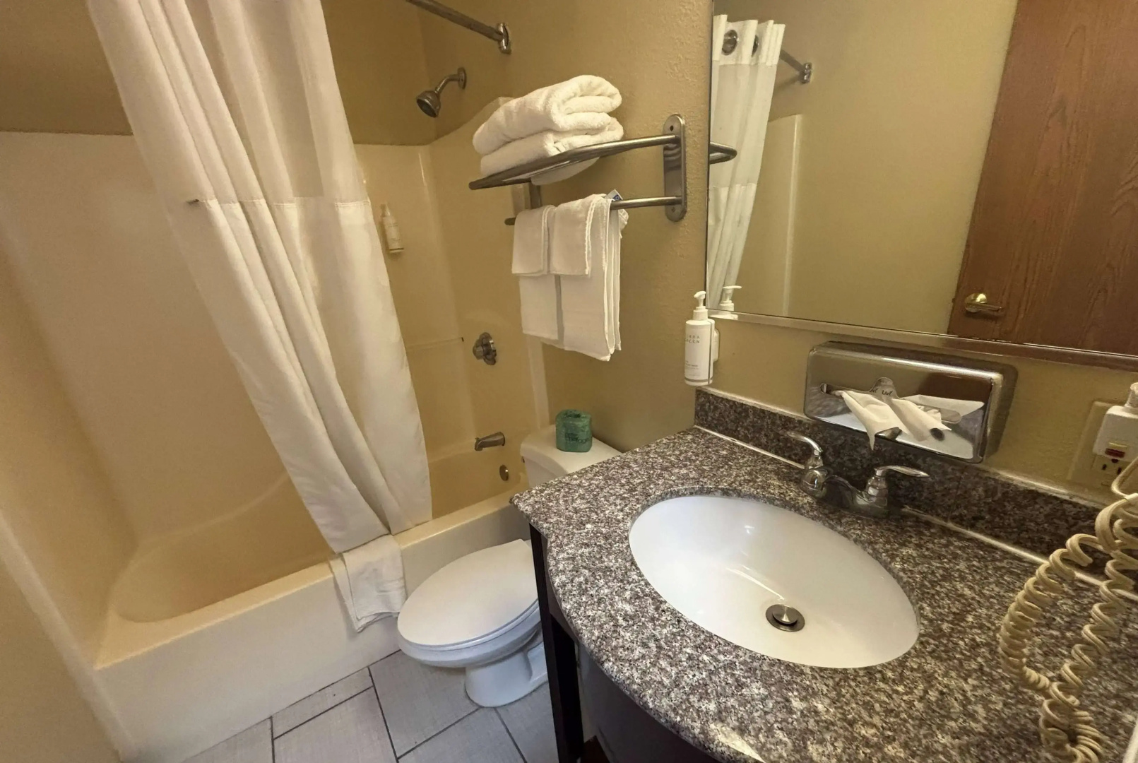 Super 8 by Wyndham Pontoon Beach IL/St. Louis MO Area