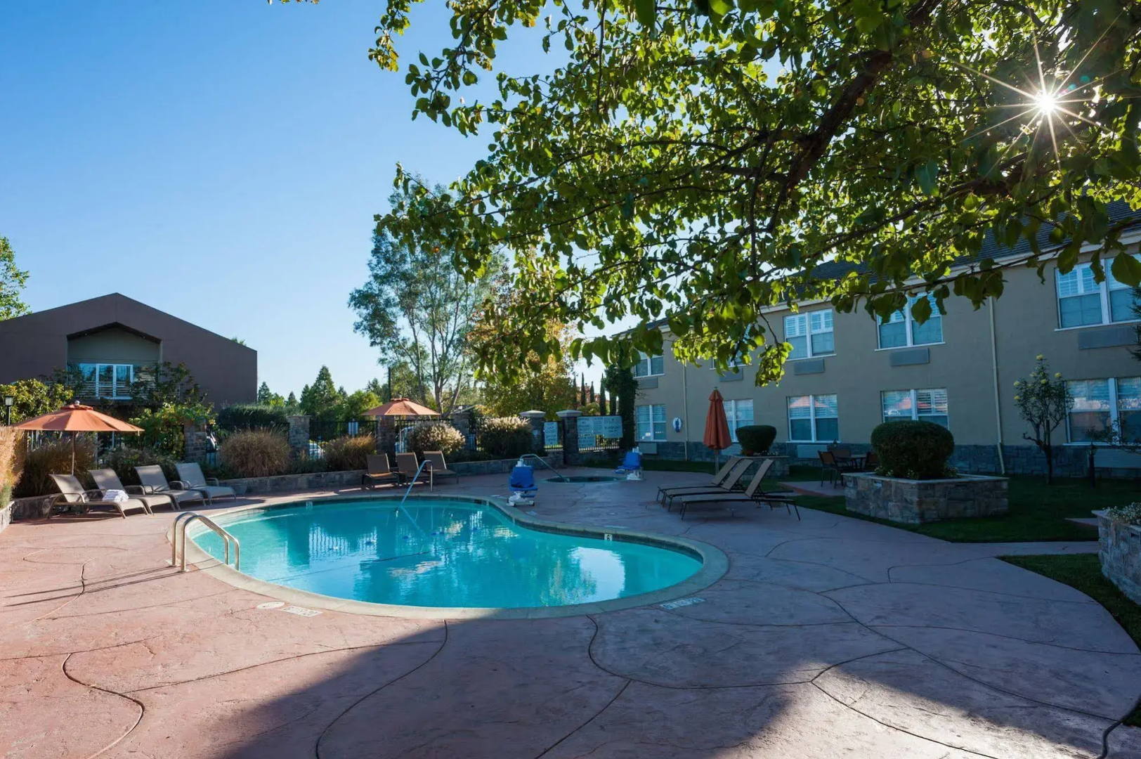 Hotel Indigo Napa Valley by IHG