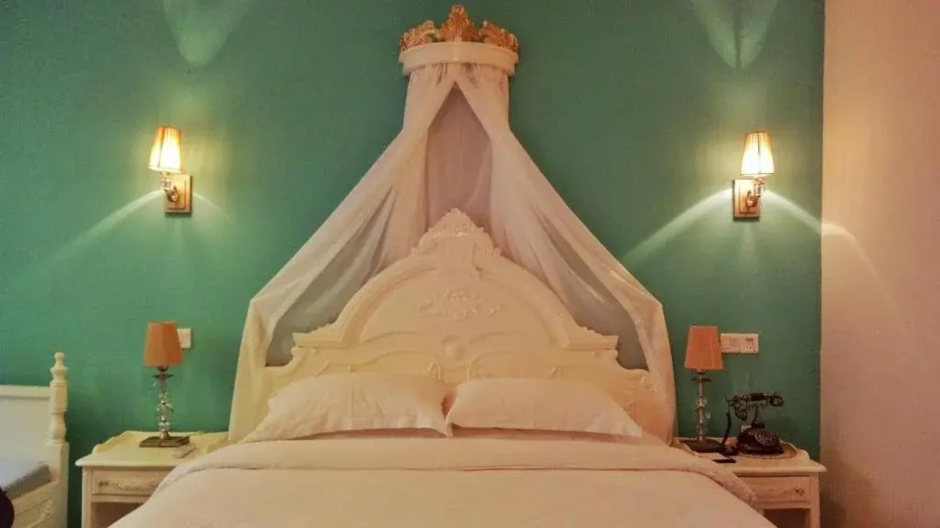 East Huangshan Castel Hotel