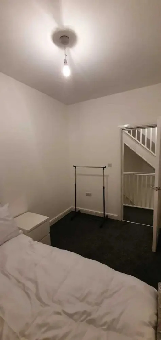 Fantastic New Room-2